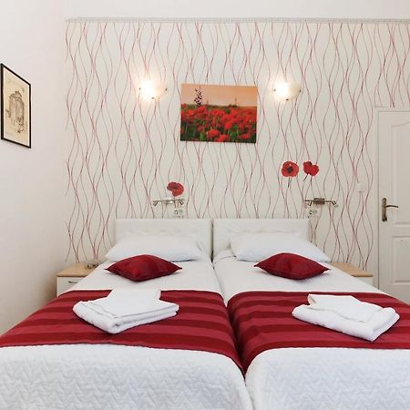 Hotel Sobe Pegla à Zadar Extérieur photo