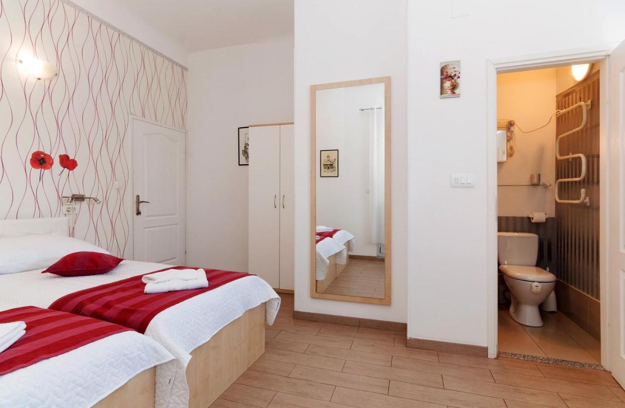 Hotel Sobe Pegla à Zadar Extérieur photo
